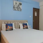 Luxury Apartment In Bandra